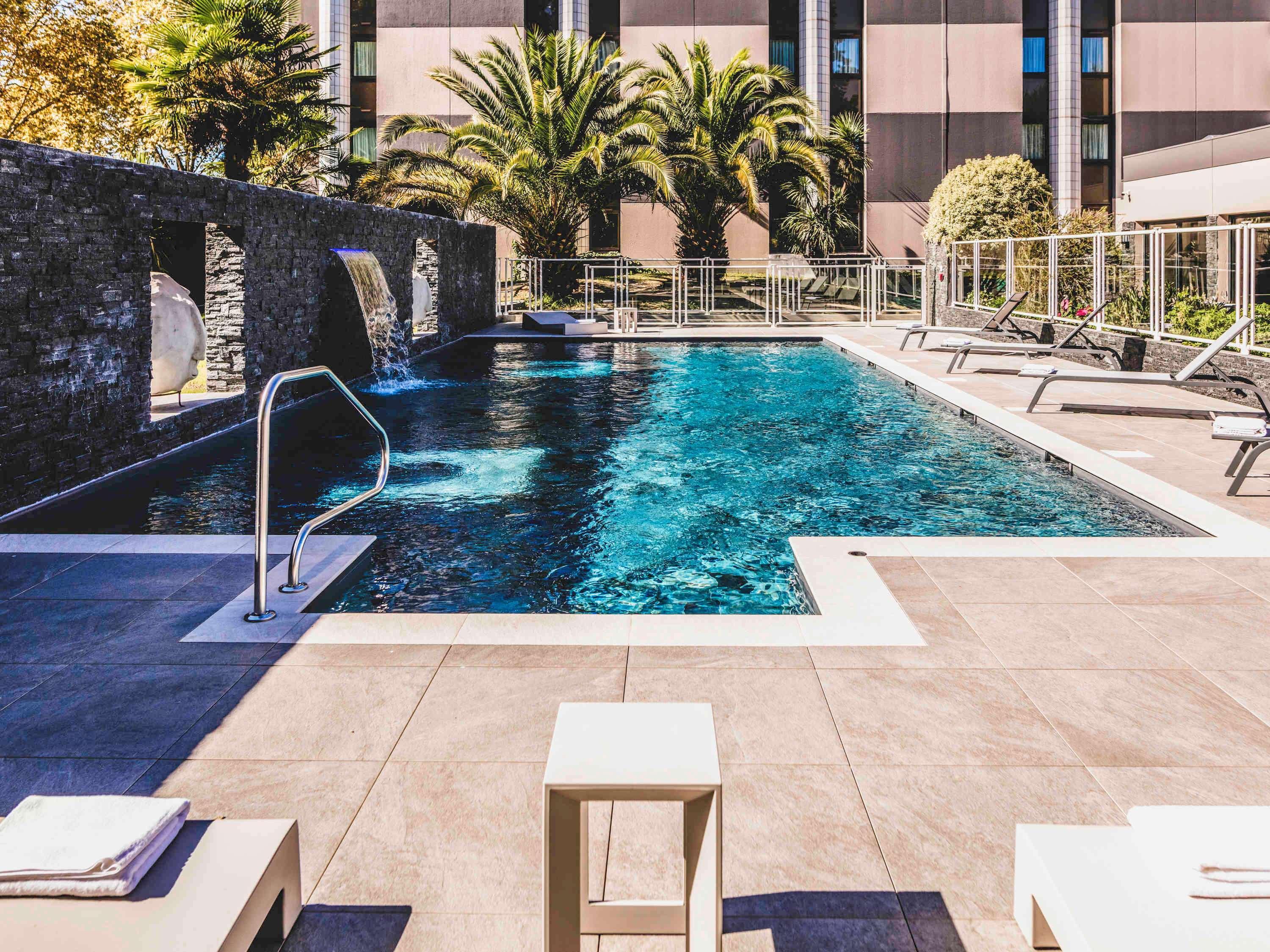 Mercure Pau Palais Des Sports Exterior photo
