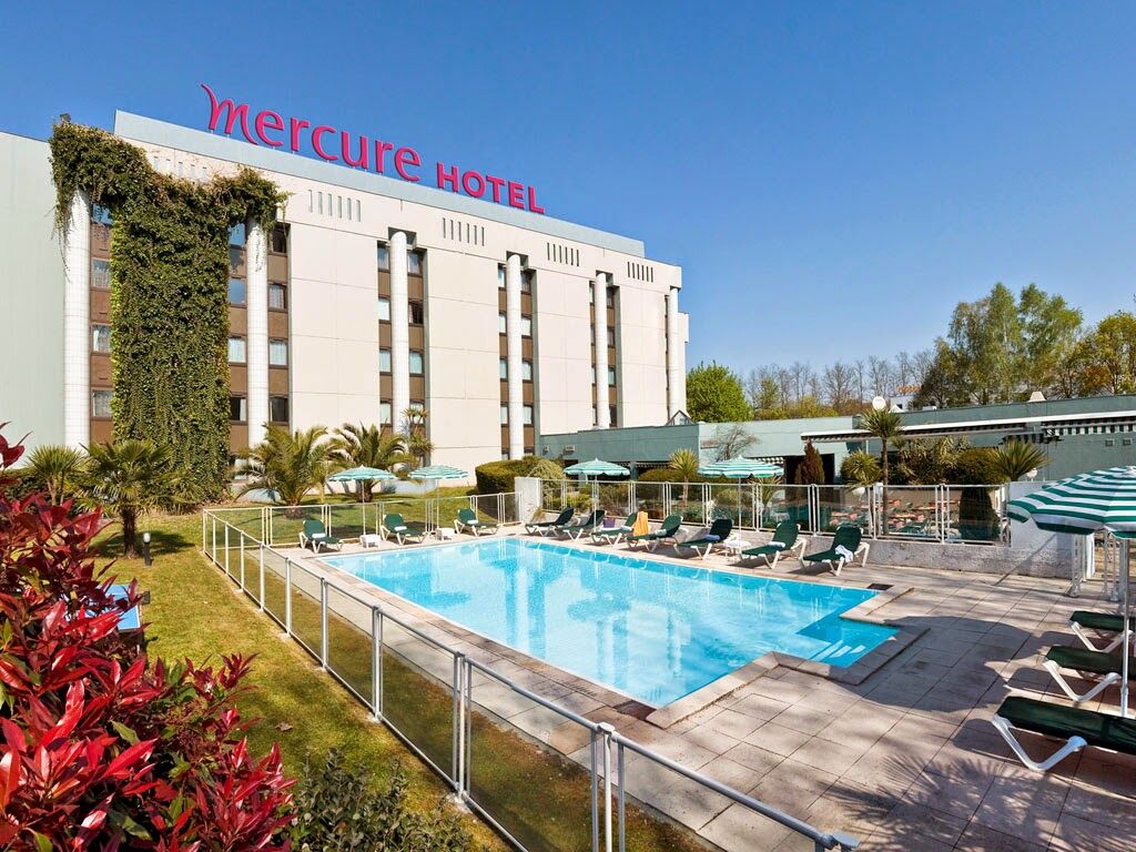 Mercure Pau Palais Des Sports Exterior photo